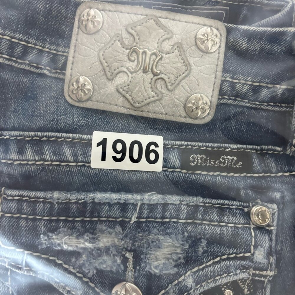 Miss Me Mid-Rise Skinny Jeans Sequin Angel Wings Distressed Light Wash Size 31 - Picture 11 of 11